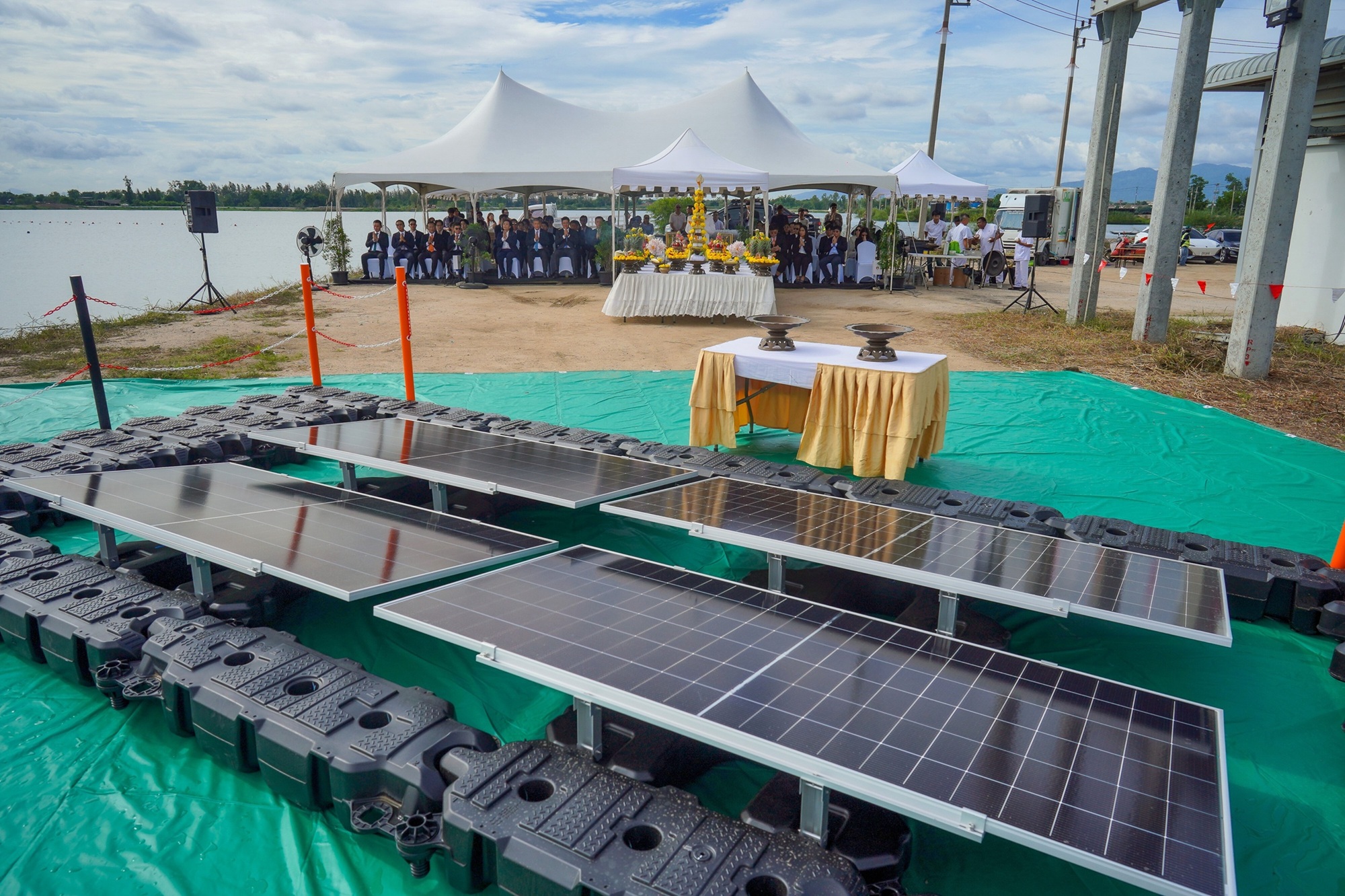 “อมตะ – บี.กริม เพาเวอร์” ผนึกกำลังลงทุน 1,200 ล้านบาท เดินหน้าโครงการโซลาร์ลอยน้ำขนาด 42.5 MWp ในพื้นที่ EEC ขับเคลื่อนพลังงานสะอาด สู่เป้าหมาย Net Zero
